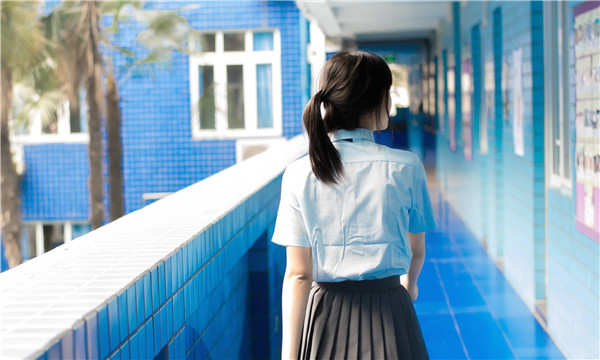 扶绥如何找到一个可以帮助我生孩子的女人？