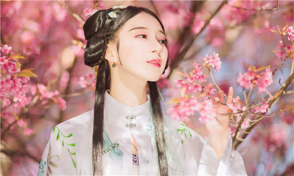 扶绥供卵试管婴儿：助您实现家庭梦想的科学方案